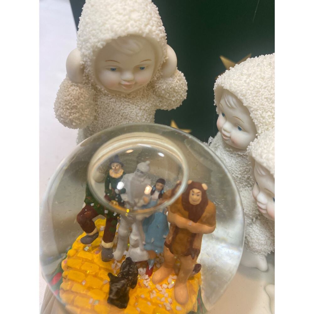 VTG Dept. 56 Snowbabies Wizard of Oz Snow Globe They're Coming From Oz Oh My - Picture 4 of 13